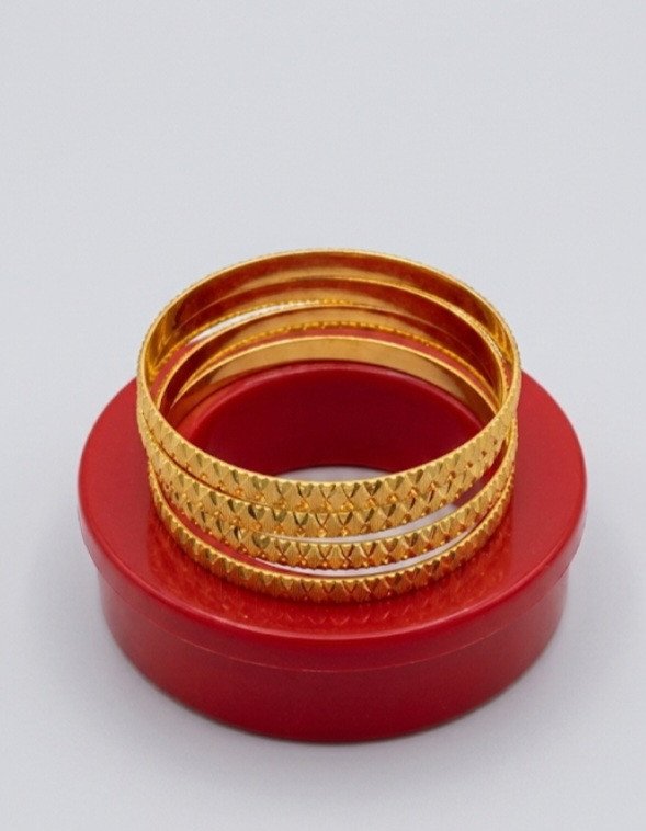 Patterned Gold-Tone Stacked Bangles