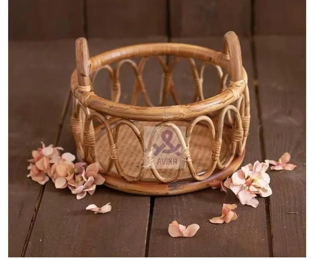 Rattan Newborn Photography Prop Bowl / Basket