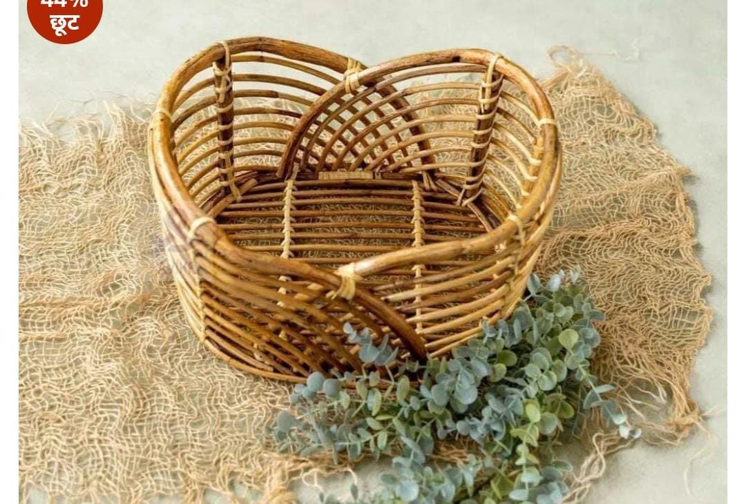 Rattan Newborn Photography Prop Bed / Mini Cot