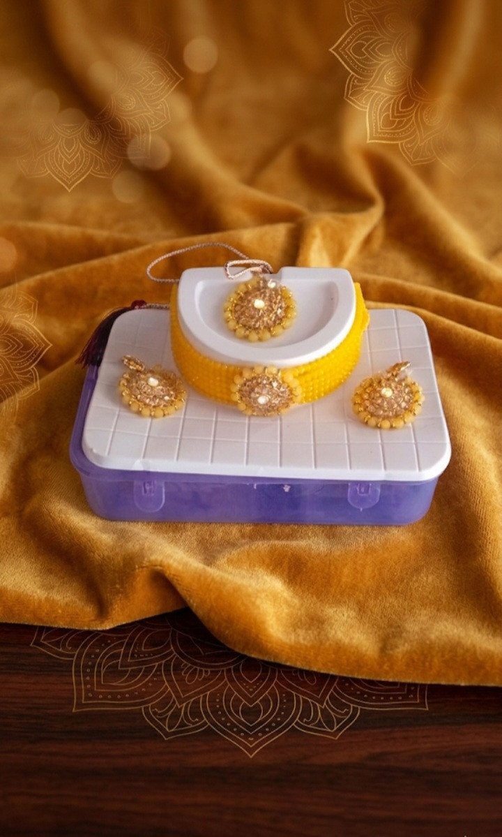 Vibrant Kundan & Yellow Bead Jewelry Set