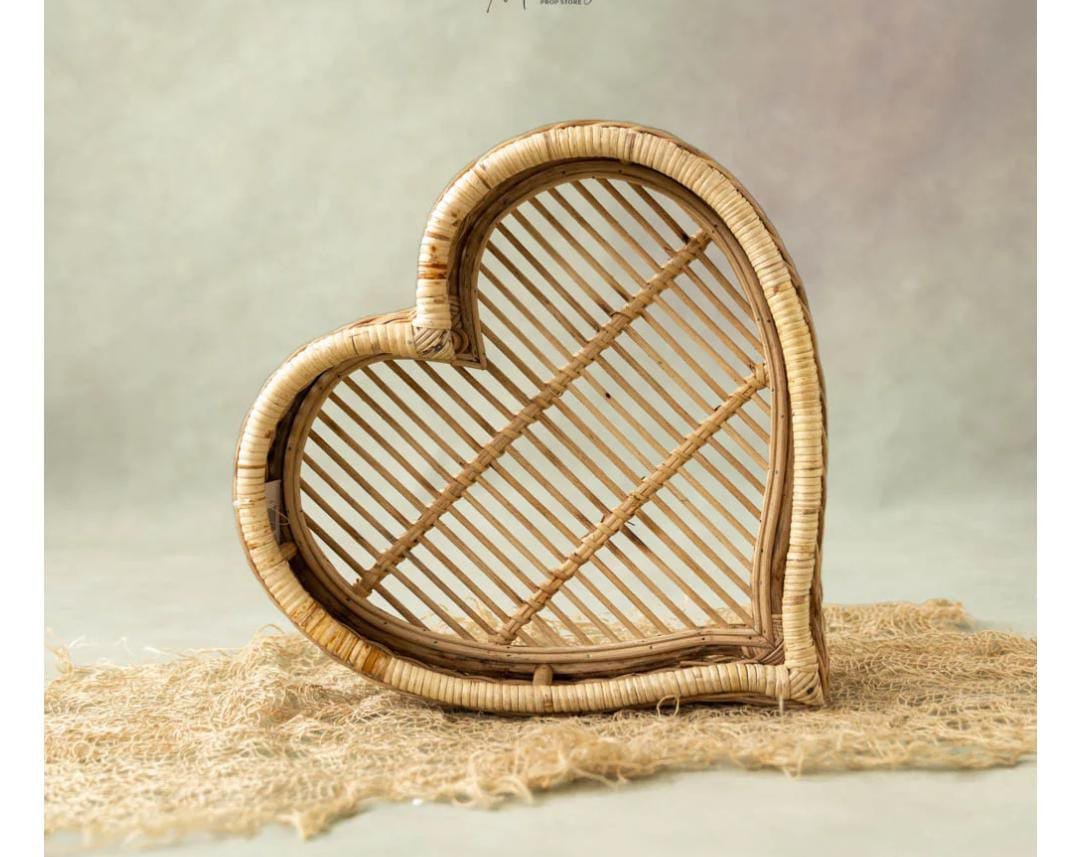 Heart-Shaped Rattan Photography Prop Tray / Bed